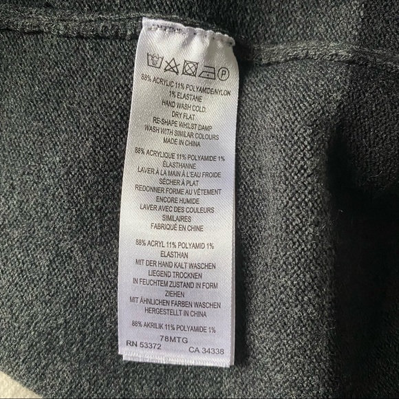 Color Block Sweater - Picture 4 of 4